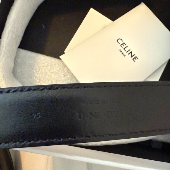 Celine Medium Triomphe Belt in Leather, Black - Size EU 95 ( US 8/10) - Picture 9 of 11